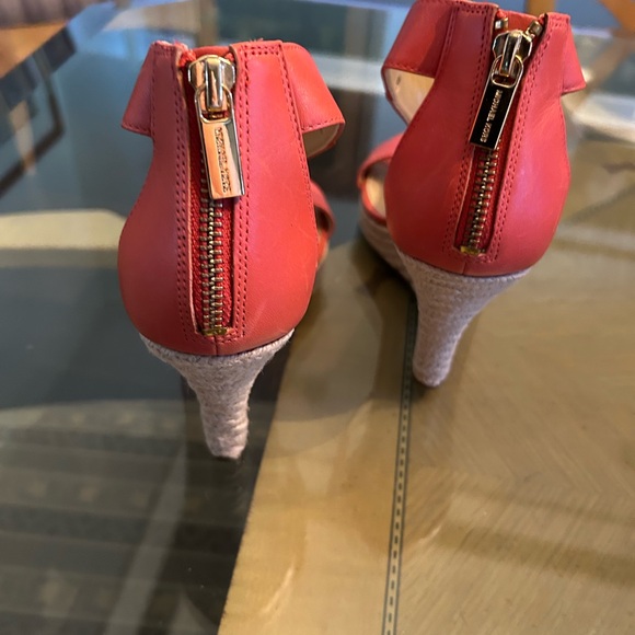 Michael Kors orange/salmon espadrille wedges. - Picture 2 of 5